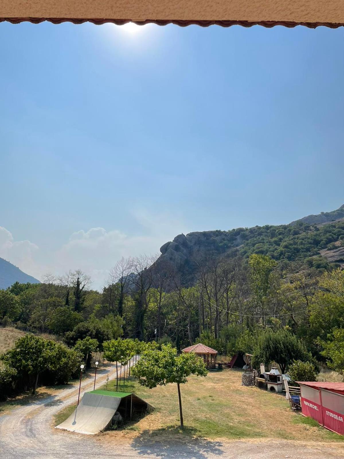Michel Studios Калаврита Экстерьер фото
